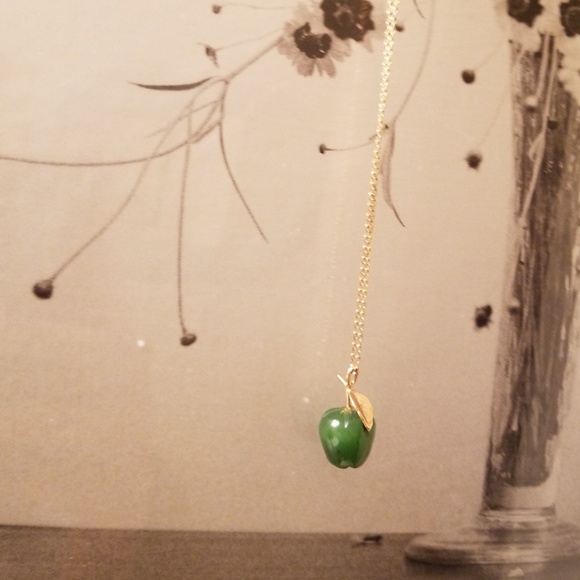 Green Apple Necklace - Picture 2 of 4